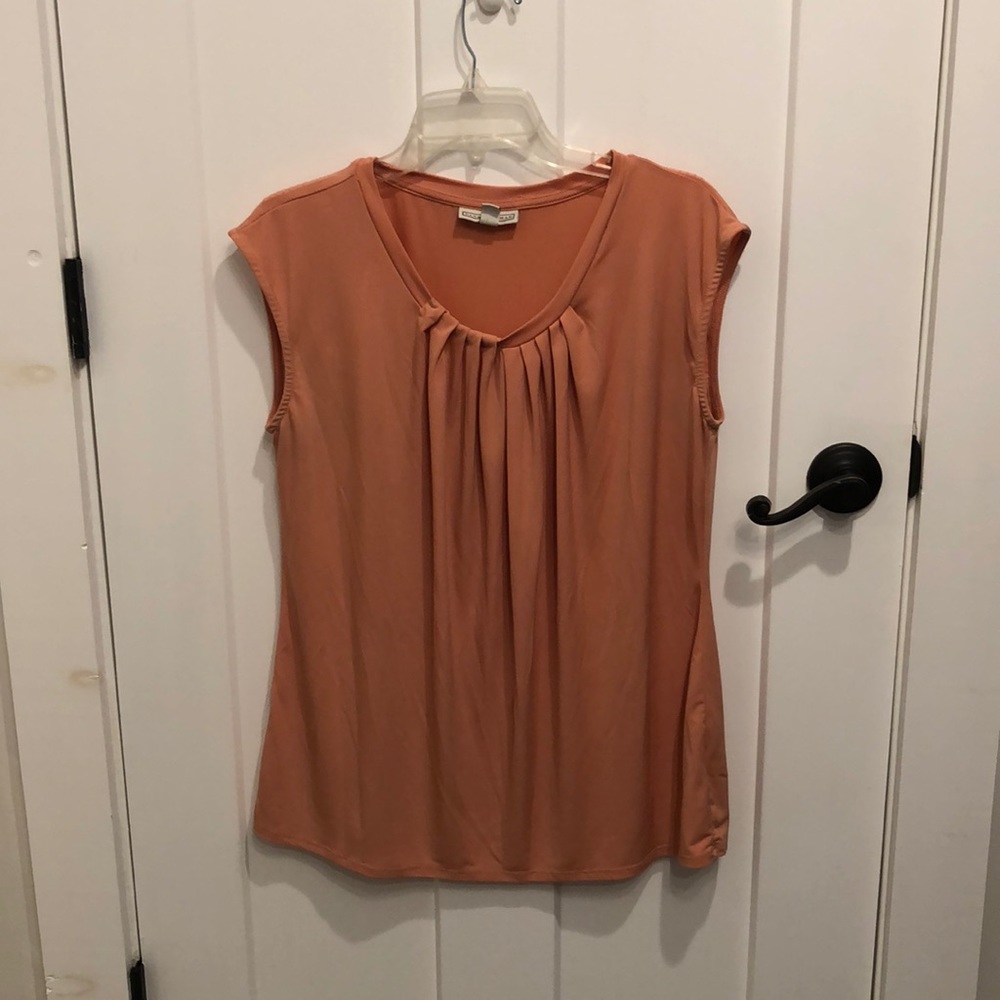 Dana Buchman Peach Top